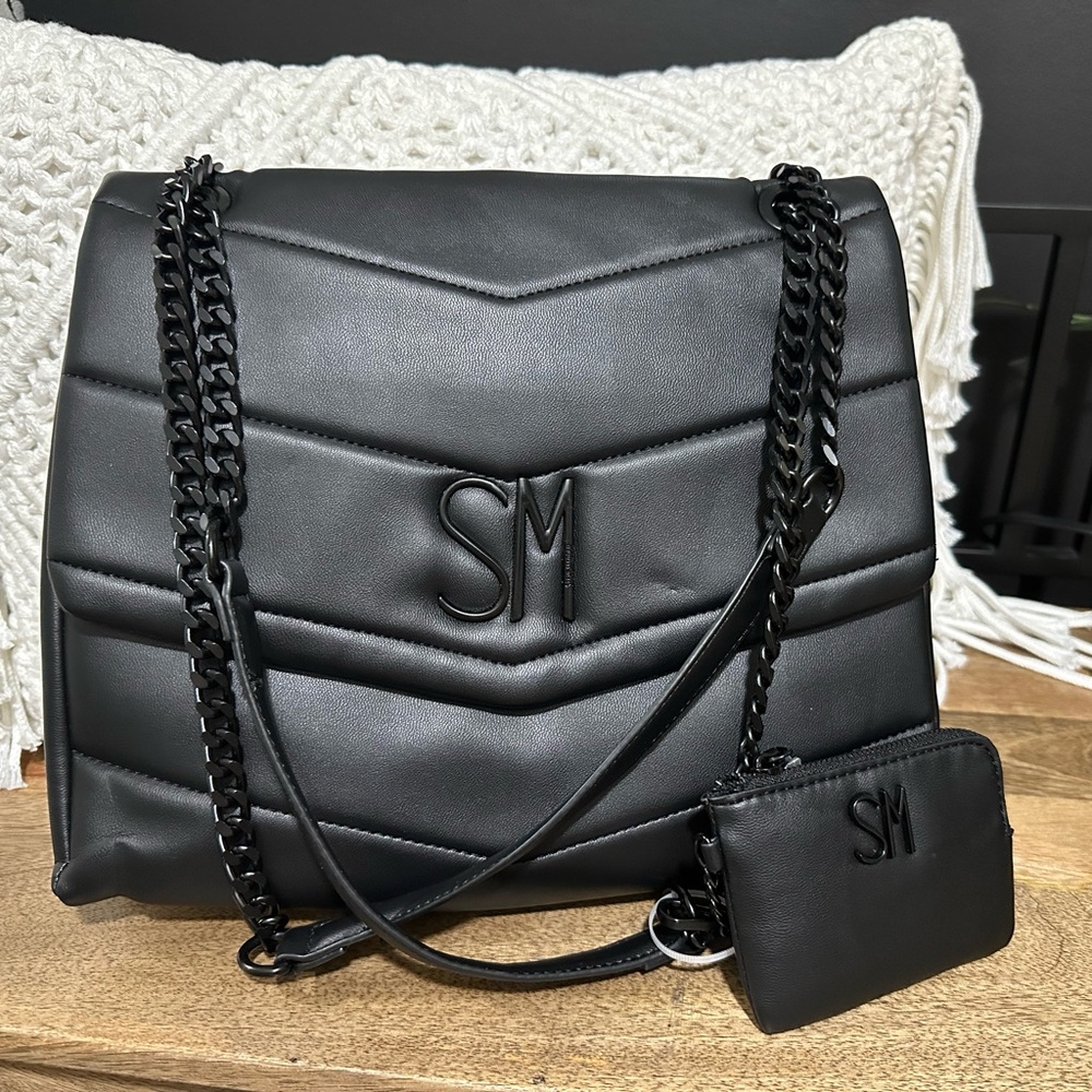 Black Quilted Chain Shoulder Bag